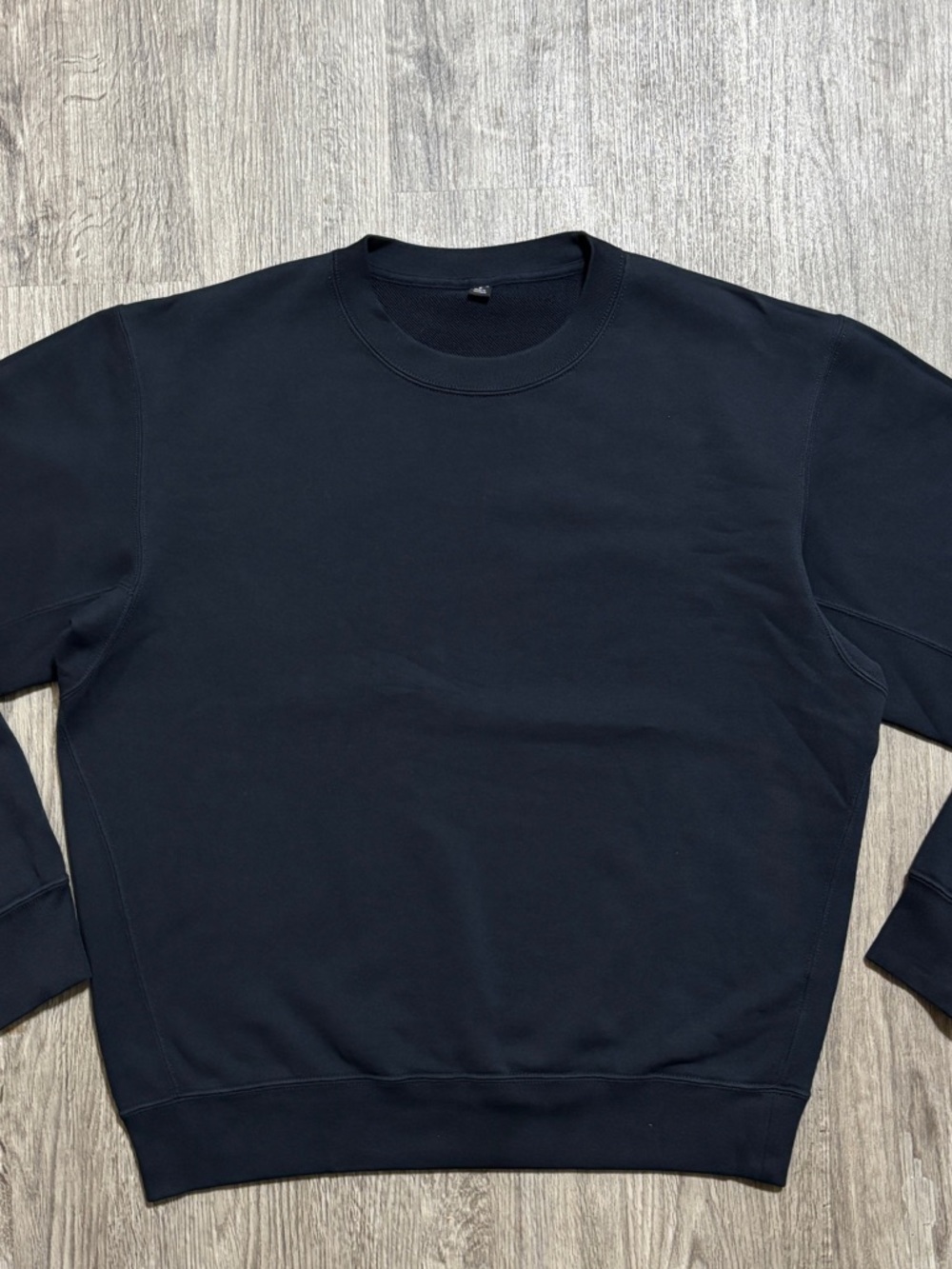 UNIQLO Mens Crewneck Sweatshirt Navy Blue Size M 100% Cotton Minimalist